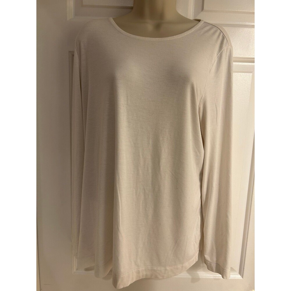 Chico’s The Ultimate Tee - Size 2 / Large